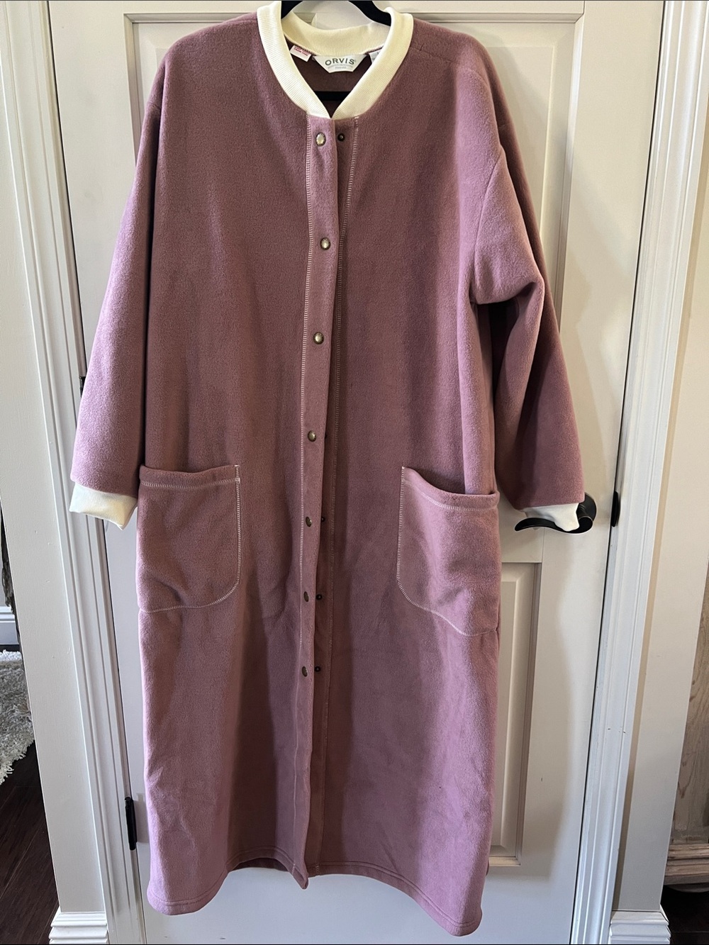Orvis Vtg Dusty Mauve Long Snap-Front Fleece Coatigan Cream Trim House Coat Robe